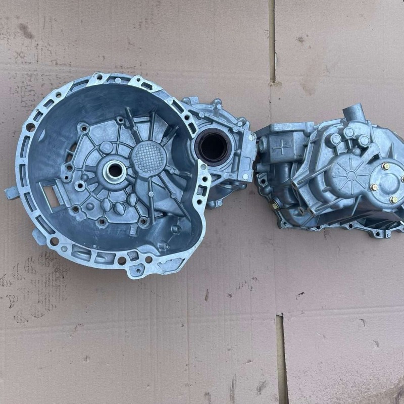 Geely Echo Ck 1.3 Şanzıman Kapağı