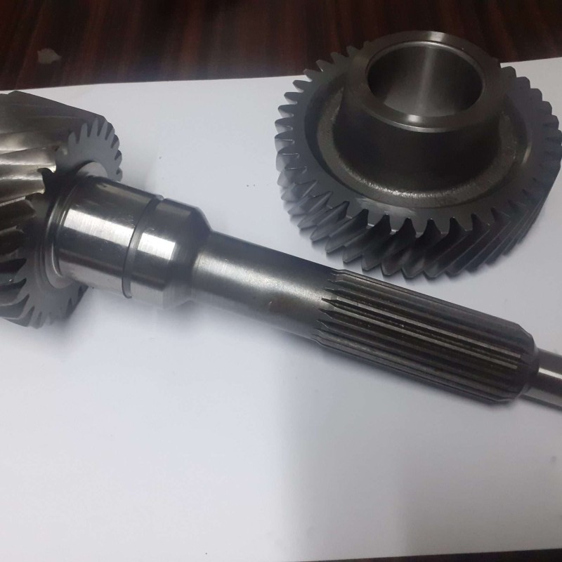 Ford Transit V347-V348 6 İleri Prizdirek Ve Kamalı Mil Takım