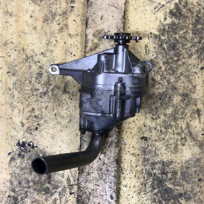 Mercedes W203 W204 C220 Cdi Yağ Pompası Çıkma 6111810201