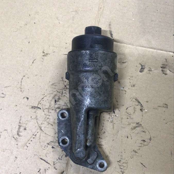 Opel Astra J 1.4T Yağ Filitre Gövdesi 55560748 Çıkma