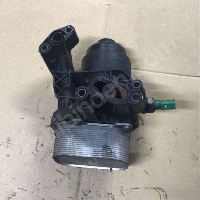 Volkswagen Yağ Soğutucu Passat 1.6Tdı Çıkma 03N117021